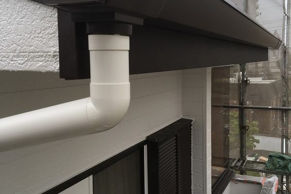 静岡県浜松市　屋根塗装　外壁塗装　付帯部塗装　下地処理　クラック補修　雨樋塗装